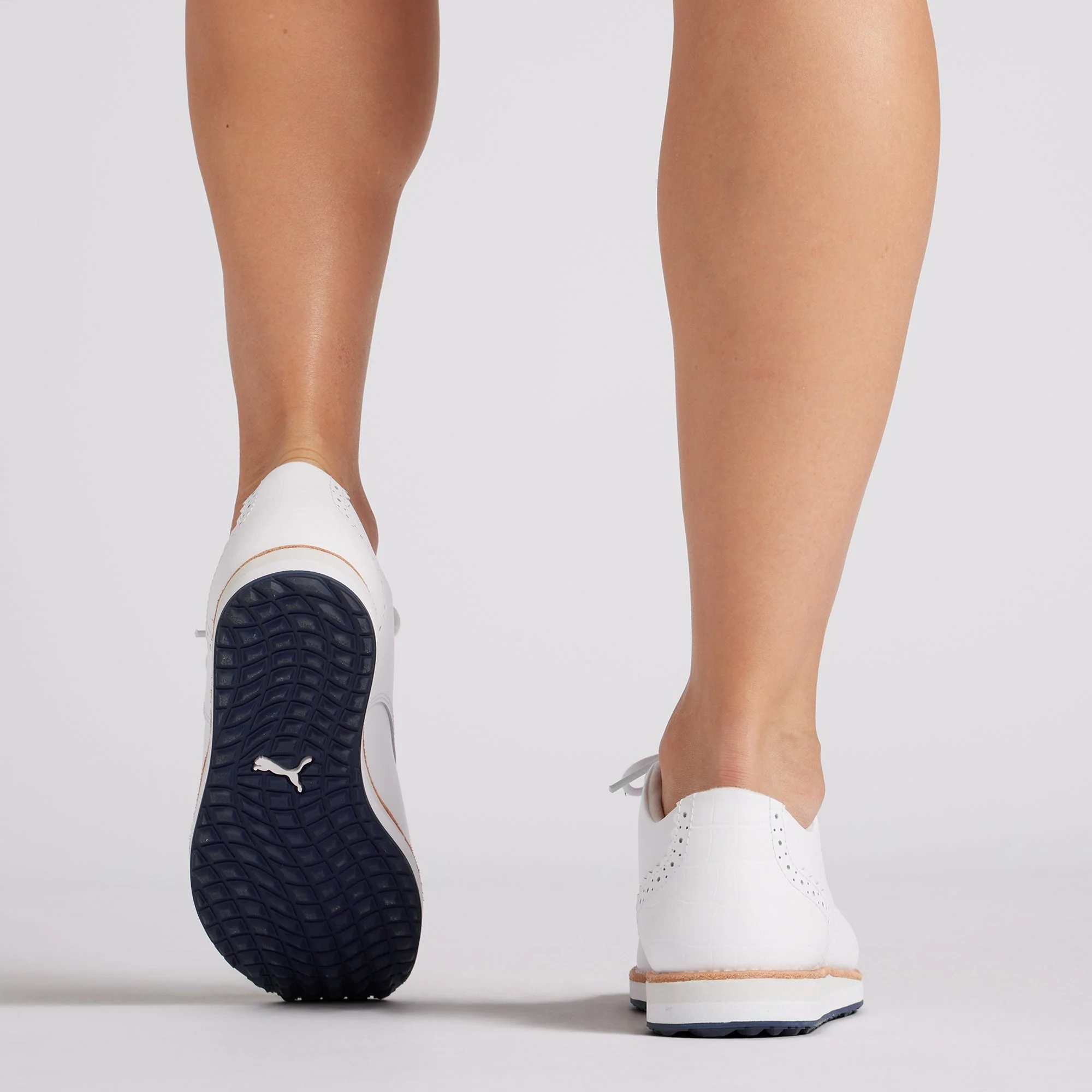 Women's AVANT Spikeless Golf Shoes - Image 15